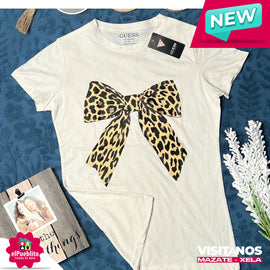 Blusa de Mujer, color blanco, con diseño. - El Pueblito