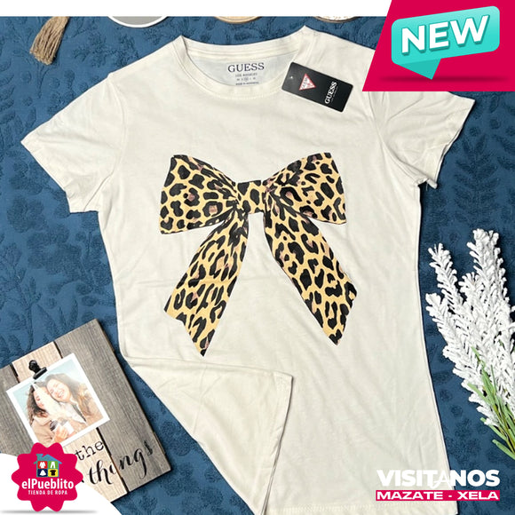 Blusa de Mujer, color blanco, con diseño. - El Pueblito