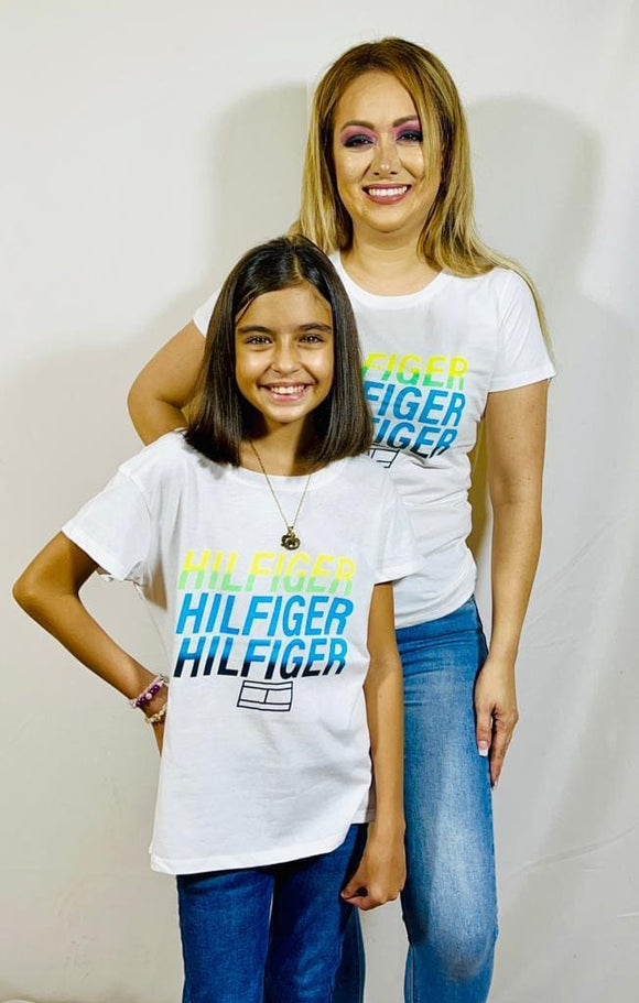 Blusa de niña, marca Tommy Hilfiger, con diseño. - El Pueblito