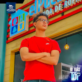 Playera de Hombre, Nike, con logo bordado. - El Pueblito