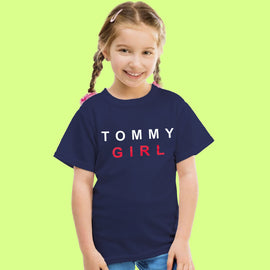 Blusa de niña, marca Tommy Hilfiger, con diseño. - El Pueblito