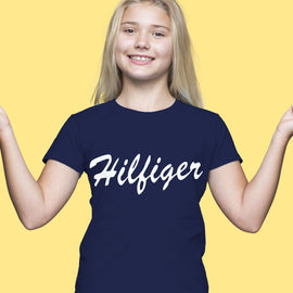 Blusa de niña, marca Tommy Hilfiger, con diseño. - El Pueblito