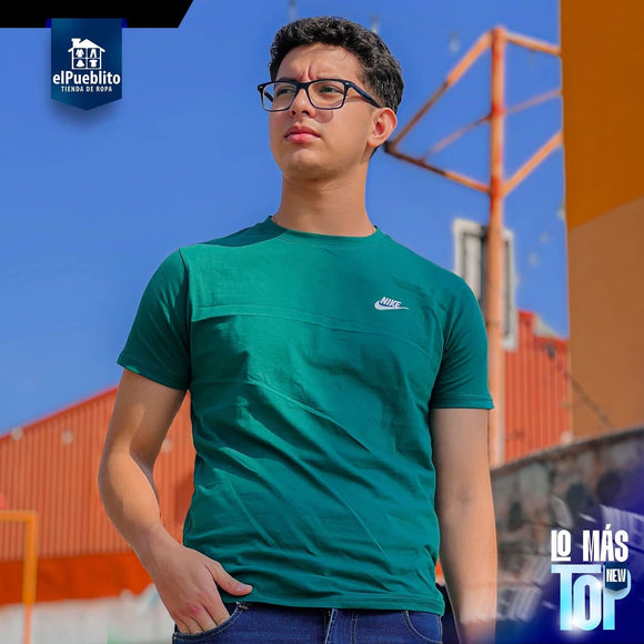 Playera de Hombre, Nike, con logo bordado. - El Pueblito