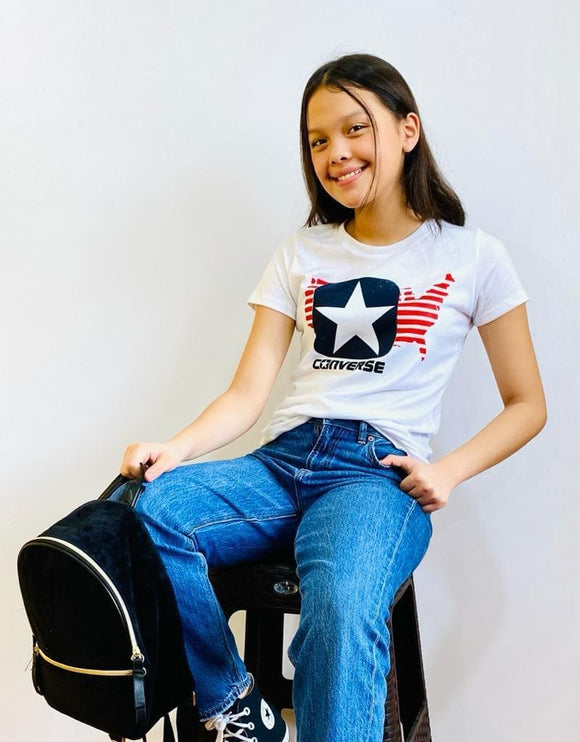 Blusa de niña, marca Converse, con diseño. - El Pueblito