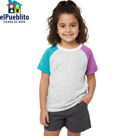 Blusa de niña marca Garanimals, con diseño.