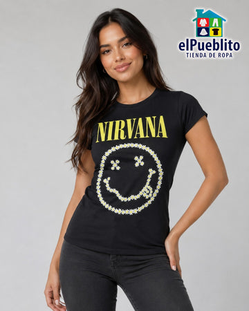 Blusa marca Guess, color negro con diseño, 100% Algodón
