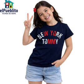 Blusa de niña, marca Tommy Hilfiger, con diseño.