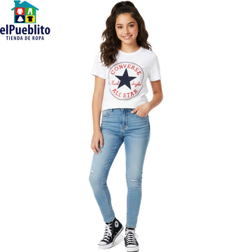 Blusa de niña, marca Converse, con diseño.