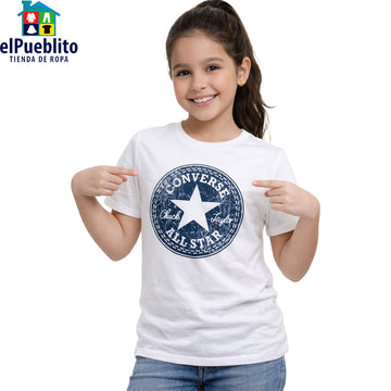 Blusa de niña, marca Converse, con diseño.